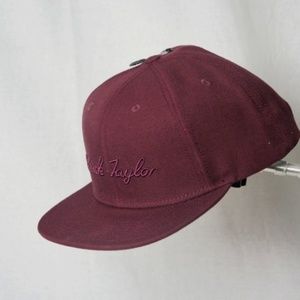 Chuck Taylor Script,Converse. Unisex Hat